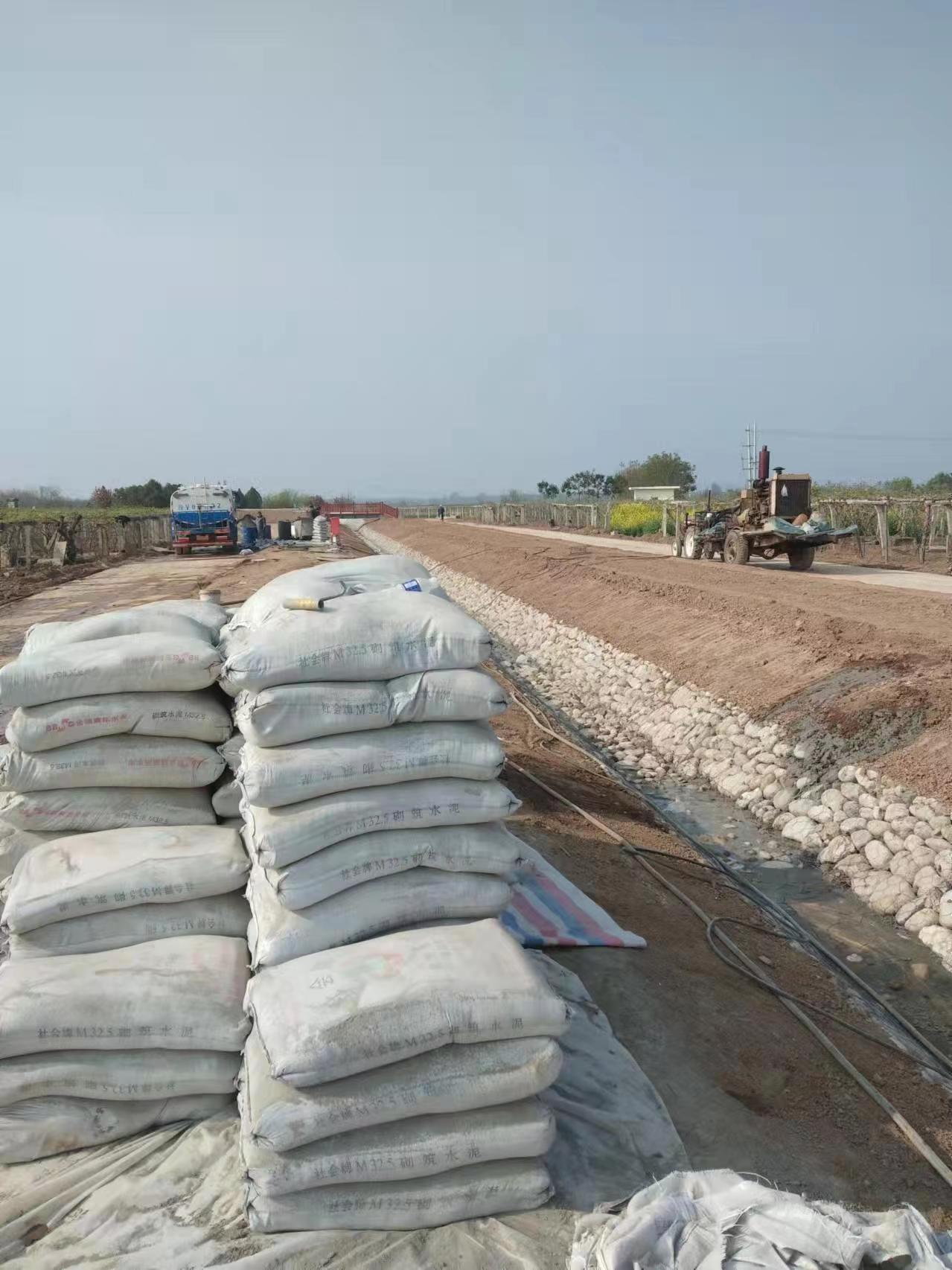 新抚小导管注浆